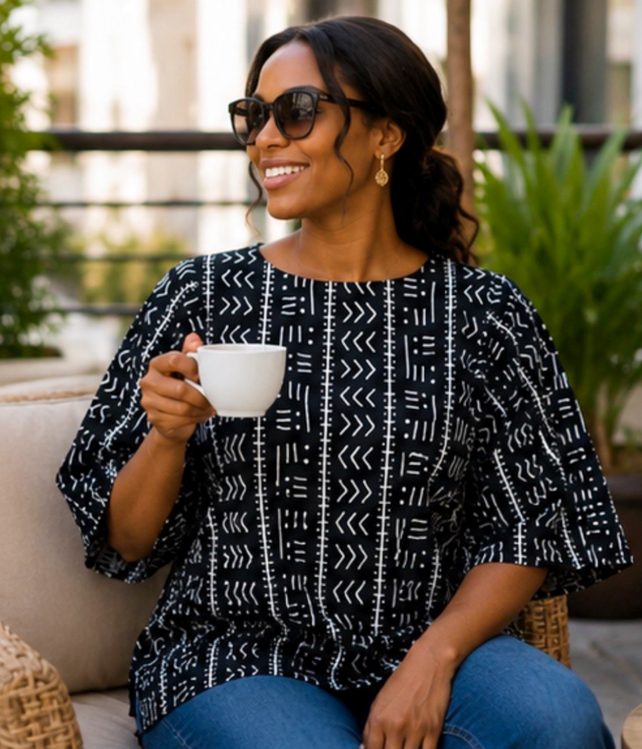 Women’s Black & White Mud Cloth Print Bell-Sleeve Top