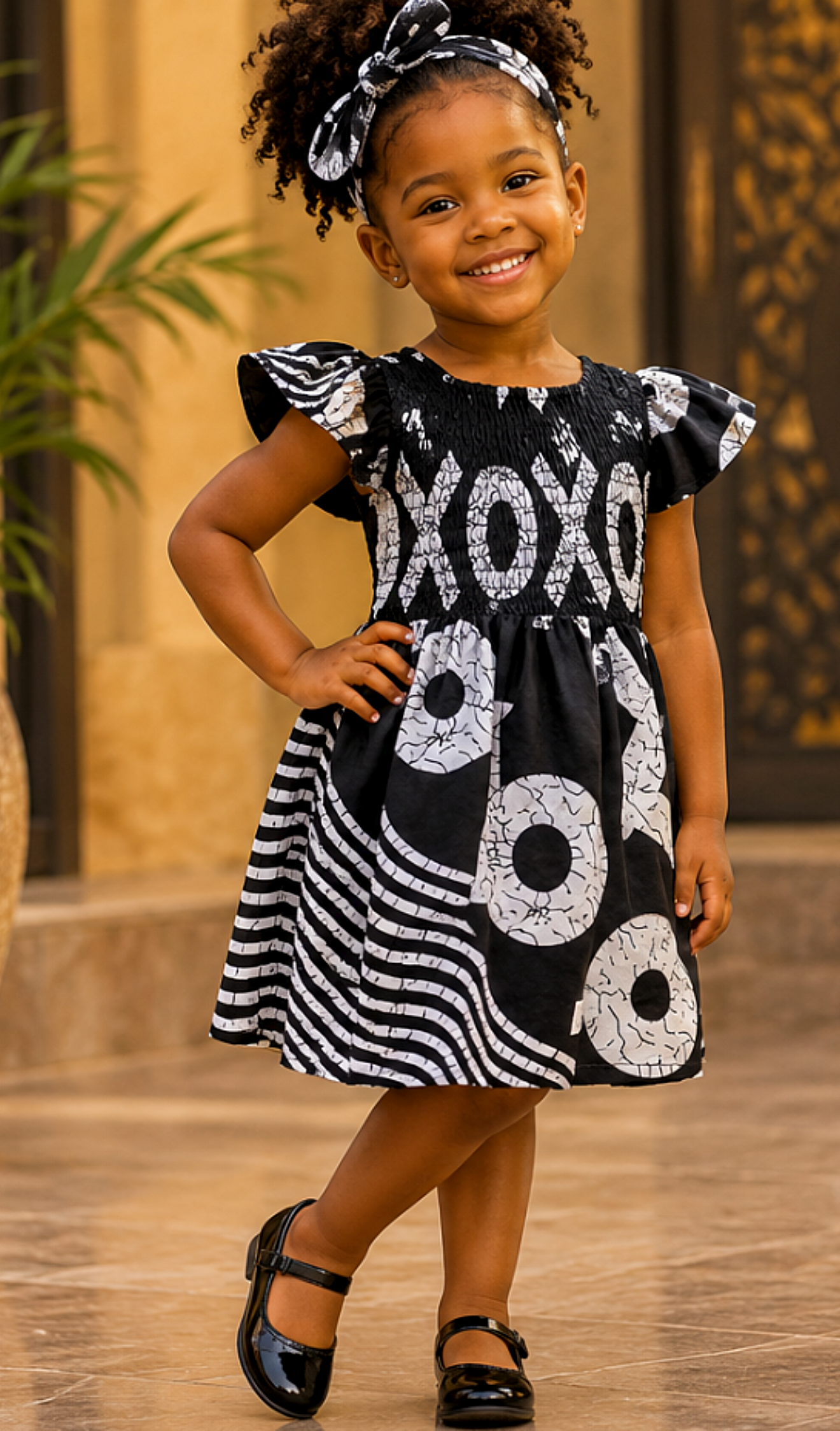 Girls’ Black &amp; White African Print Flutter-Sleeve Dress